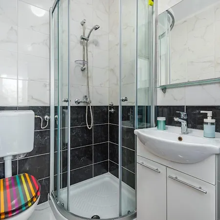Apartman Luciana With Garden And Sea View Rabac