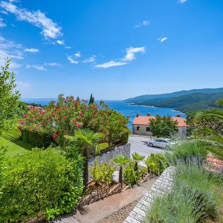 Luciana With Garden And Sea View Rabac