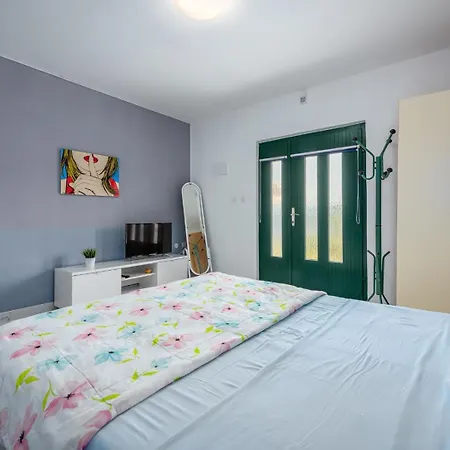 Apartman Luciana With Garden And Sea View Rabac