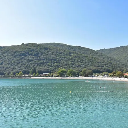 Luciana With Garden And Sea View Apartman